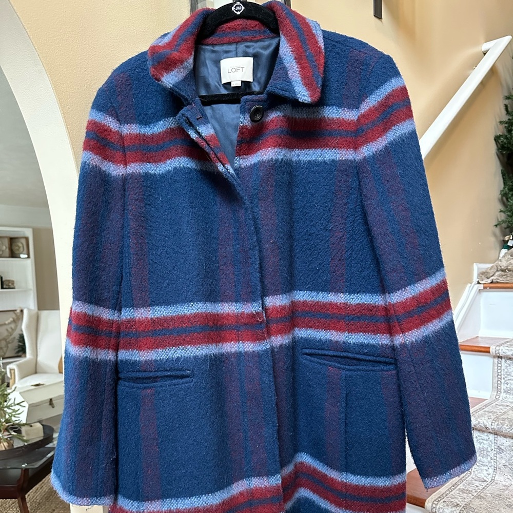 LOFT winter coat. Great condition